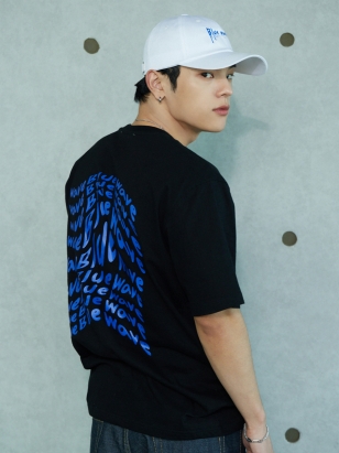 UL:KIN X KWJ Blue Wave Logo Embroidery T-shirts_Black